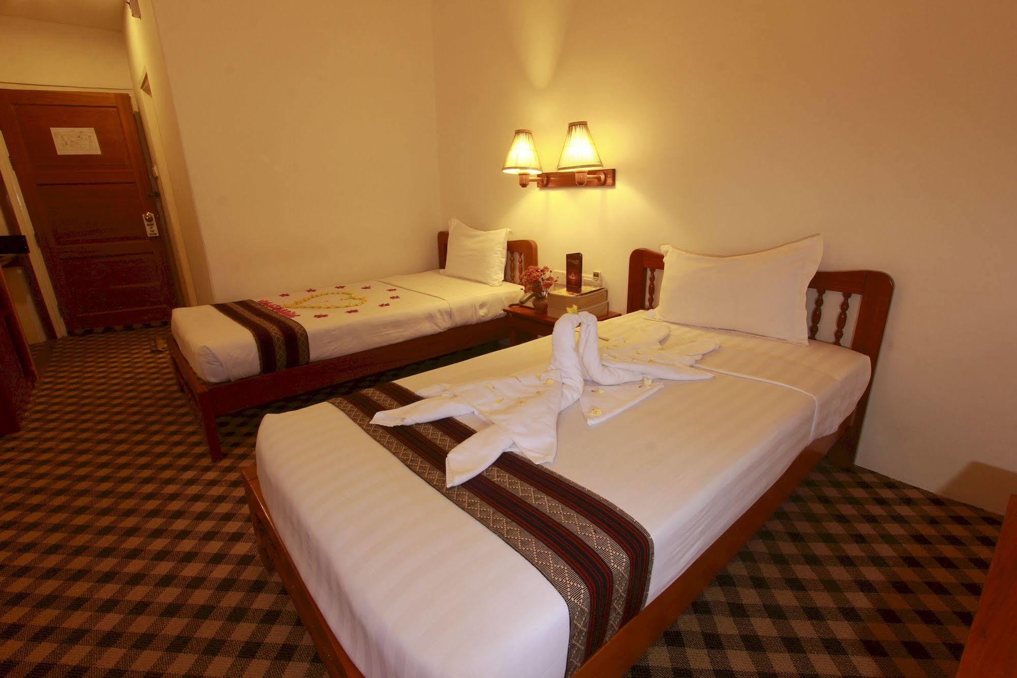 Raza Gyo Hotel Bagan Kültér fotó